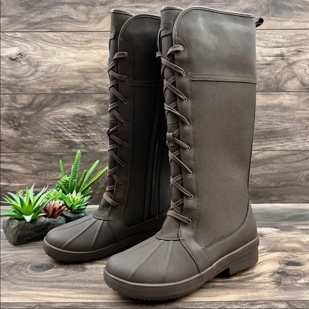 NIB Clarks 🤎Dark Brown🤎 Carima Pluma Boots